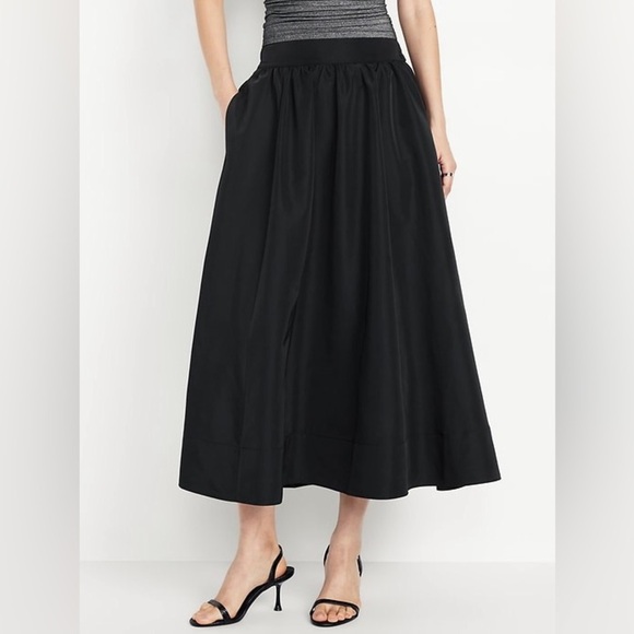 NWT! Old Navy Shirred Midi Swing Poplin Skirt - Picture 1 of 4